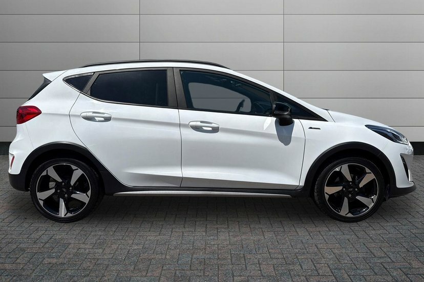 Ford Fiesta 1.0T Ecoboost Gpf Active Bo Play Hatchback Pe EJ19KZA White #4