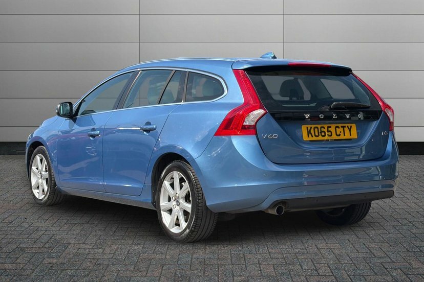 Volvo V60 2.0 D3 Se Lux Nav Estate 150 Ps Blue #3