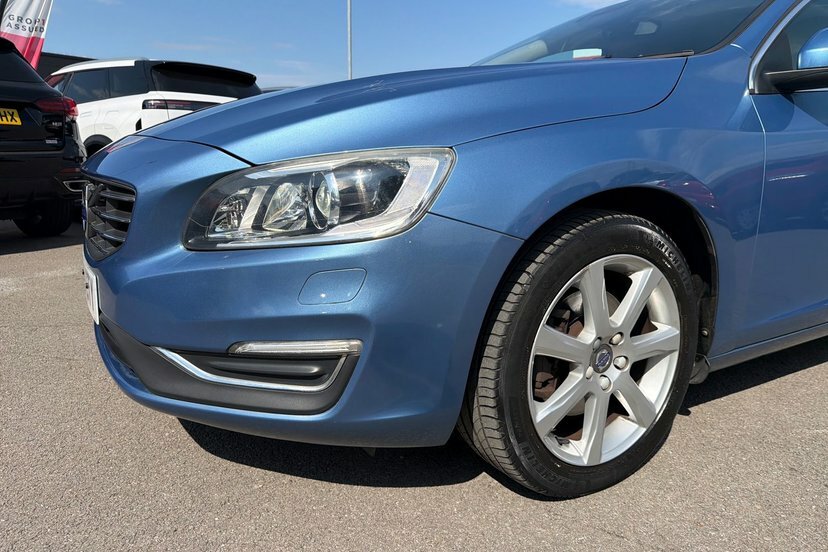 Volvo V60 Estate 2.0 D2 Business Edition Euro 6 Ss 2 Blue #31