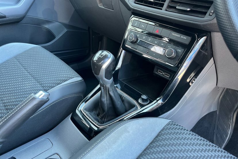 Volkswagen T-Cross 1.0 Tsi 115 Se Dsg Grey #14