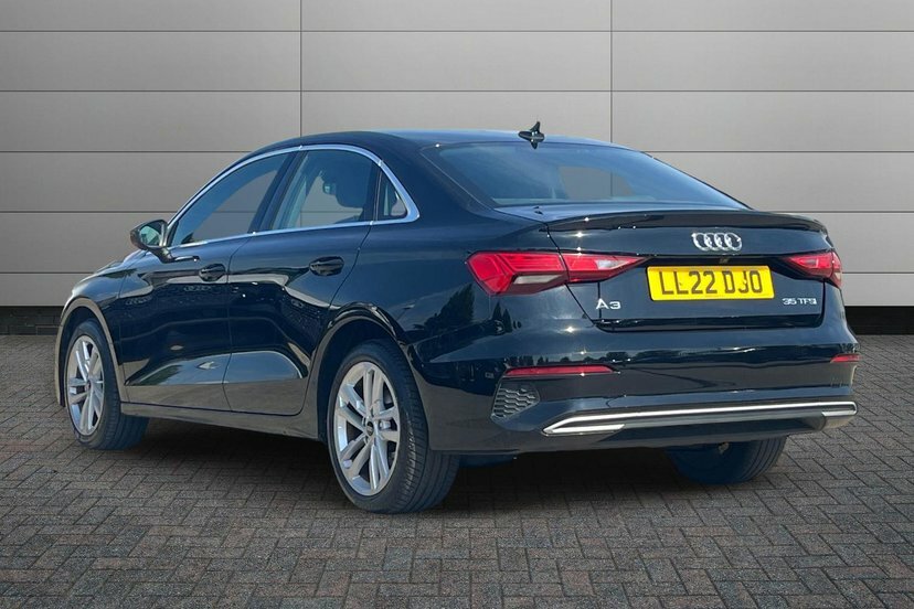 Audi A3 1.5 Tfsi 35 Sport Saloon 150 Ps Black #3