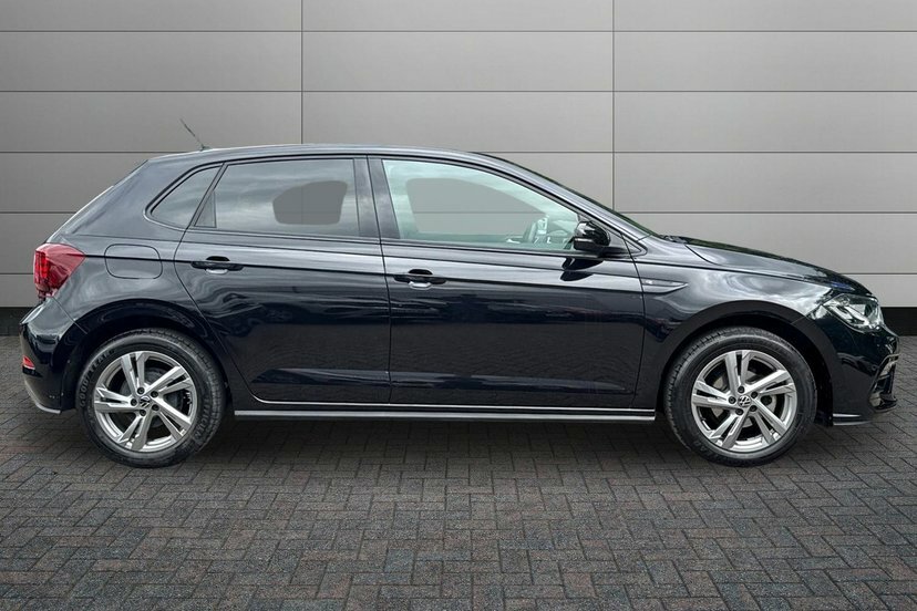 Volkswagen Polo 1.0 Tsi R-line Hatchback 95 Ps Black #4