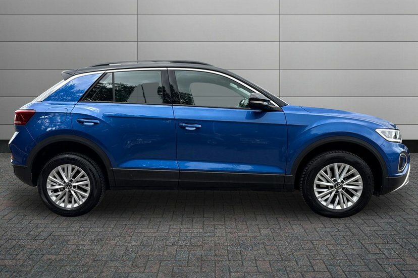 Volkswagen T-Roc 1.0 Tsi Life Suv 110 Ps Black #4