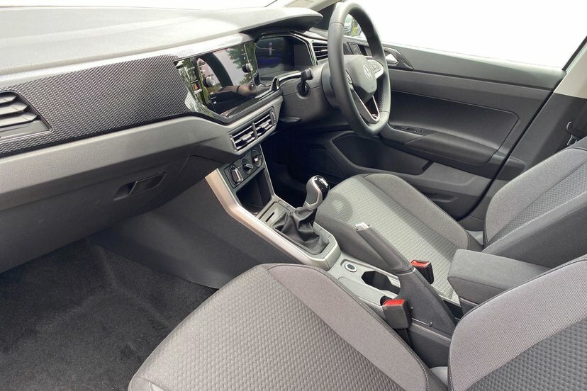 Volkswagen Polo 1.0 Tsi Match DP26TPU White #2