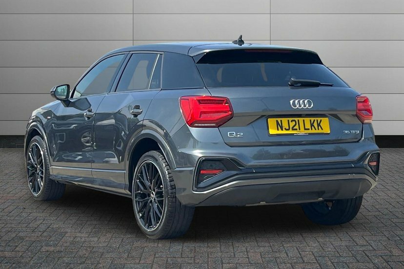 Audi Q2 1.5 Tfsi Cod 35 Black Edition Suv S Tro Grey #3