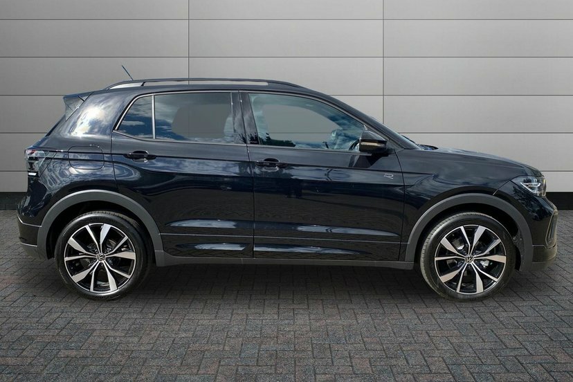 Volkswagen T-Cross 1.0 Tsi Black Edition Suv Dsg 115 Ps Black #4