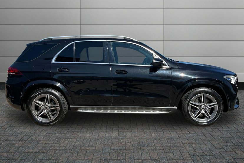 Mercedes-Benz GLE Class Gle300d Amg Line Black #3