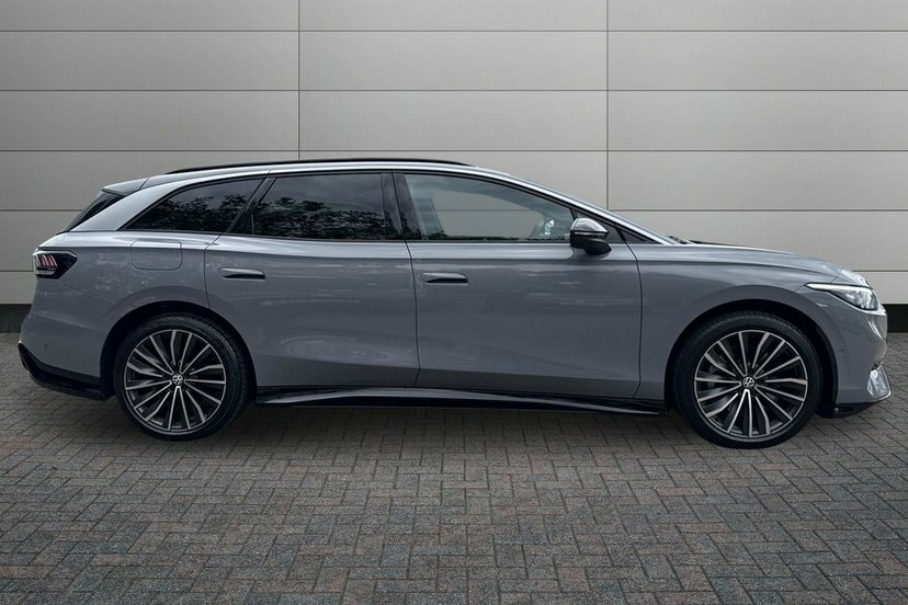 Volkswagen ID.7 Pro S 86Kwh Match Plus Tourer 2 Grey #4
