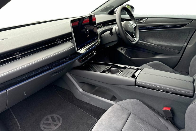 Volkswagen ID.7 Pro S 86Kwh Match Plus Tourer 2 Grey #2