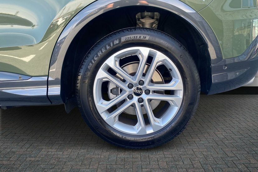 Audi Q5 2.0 Tdi Sport Suv S Tronic Quattro 204 Green #5