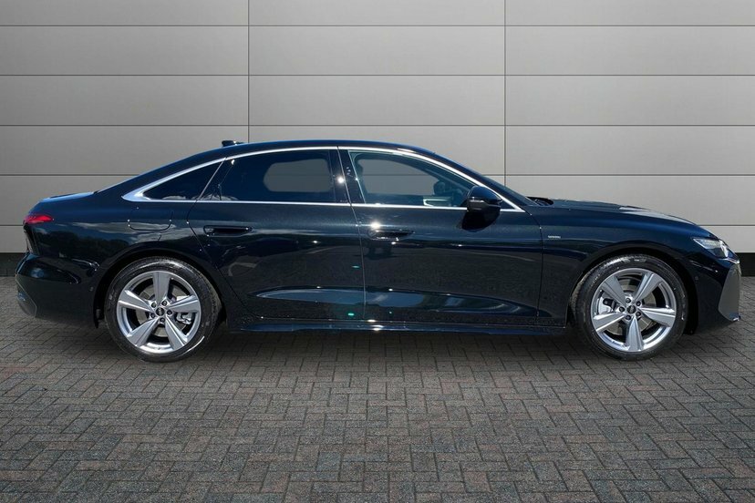 Audi A6 Saloon 2.0 E-hybrid 25.9Kwh S Line Saloon Plug Black #4