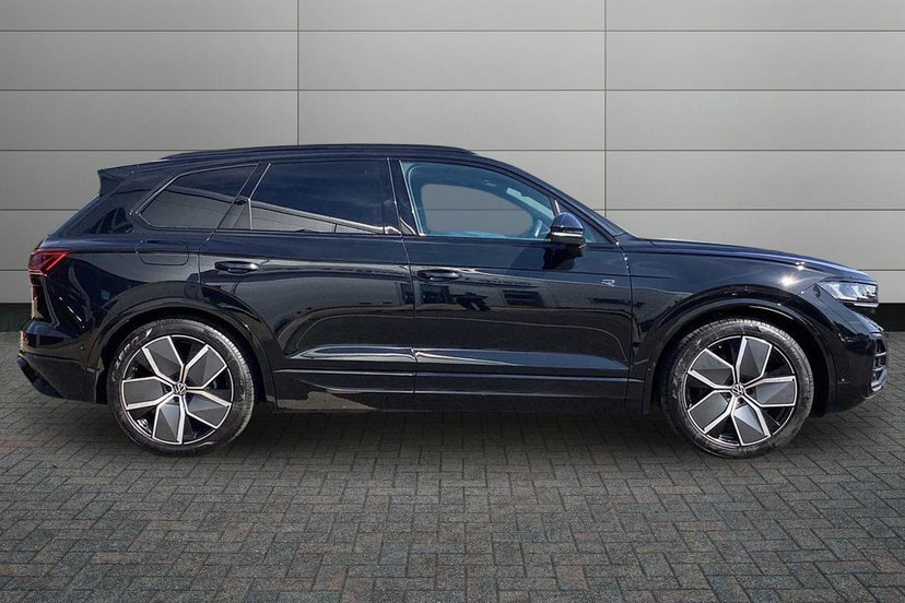 Volkswagen Touareg 3.0 Tdi V6 Black Edition Suv Tiptronic Black #4