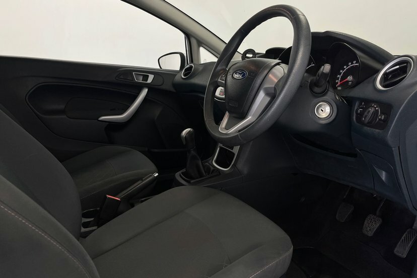 Ford Fiesta 1.25 Zetec Hatchback 129 G Km 8 Black #12
