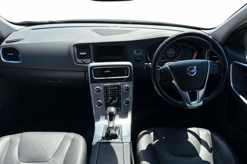 Volvo S60 2.0 T4 Se Nav Saloon 190 Ps Black #6
