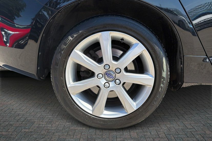 Volvo S60 2.0 T4 Se Nav Saloon 190 Ps Black #5