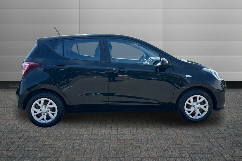 Hyundai I10 1.2 Se Hatchback 87 Ps Black #4