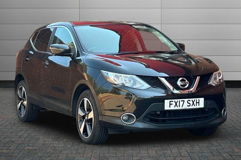 Nissan Qashqai 1.5 Dci N-connecta Suv 2Wd 110 Black