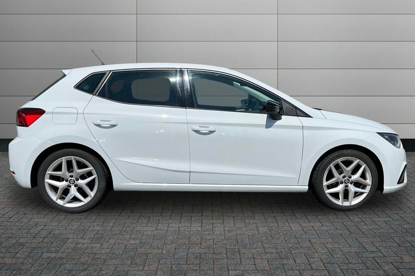 Seat Ibiza 1.0 Mpi Fr Hatchback Gpf 80 Ps White #4