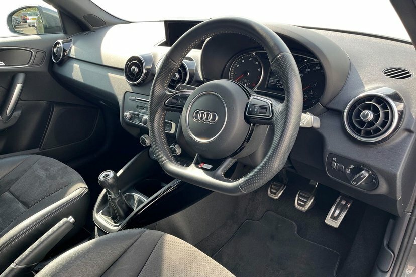 Audi A1 1.4 Tfsi Black Edition Sportback Grey #6