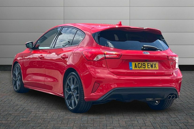 Ford Focus 2.0 Ecoblue St Hatchback 190 Ps AG19EWX Red #3