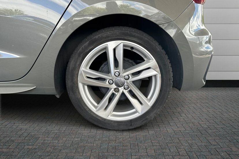 Audi A1 1.0 Tfsi 25 S Line Sportback 95 Grey #5
