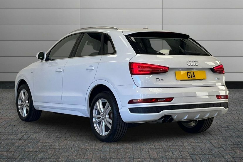 Audi Q3 1.4 Tfsi Cod S Line Edition Suv White #3