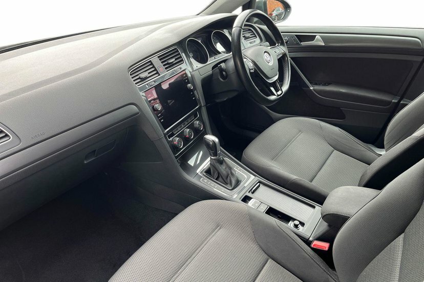 Volkswagen Golf 1.5 Tsi Evo Match Hatchback Dsg 130 Ps Grey #2