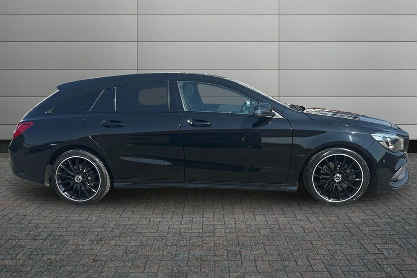 Mercedes-Benz CLA Class 2.0 Cla220 Amg Line Night Edition Plus Shooting Black #3