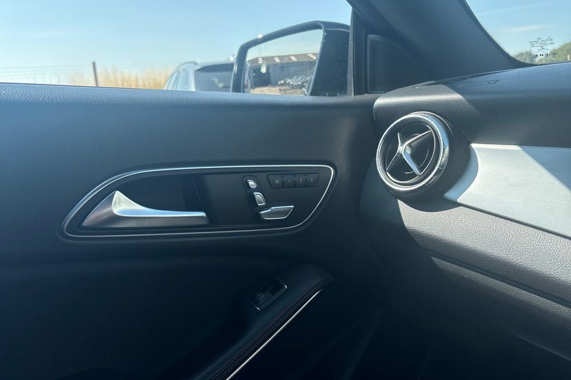 Mercedes-Benz CLA Class 1.3 Cla180 Amg Line Coupe 7G-dct Euro 6 Grey #46