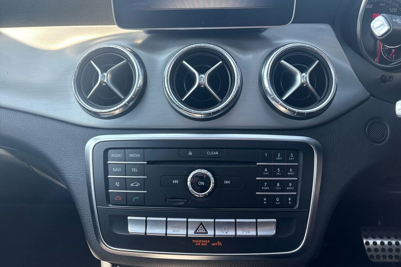 Mercedes-Benz CLA Class 1.3 Cla180 Amg Line Coupe 7G-dct Euro 6 Grey #47