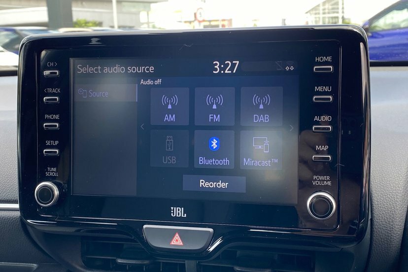 Toyota Yaris 1.5 Hybrid Design Cvt Black #51