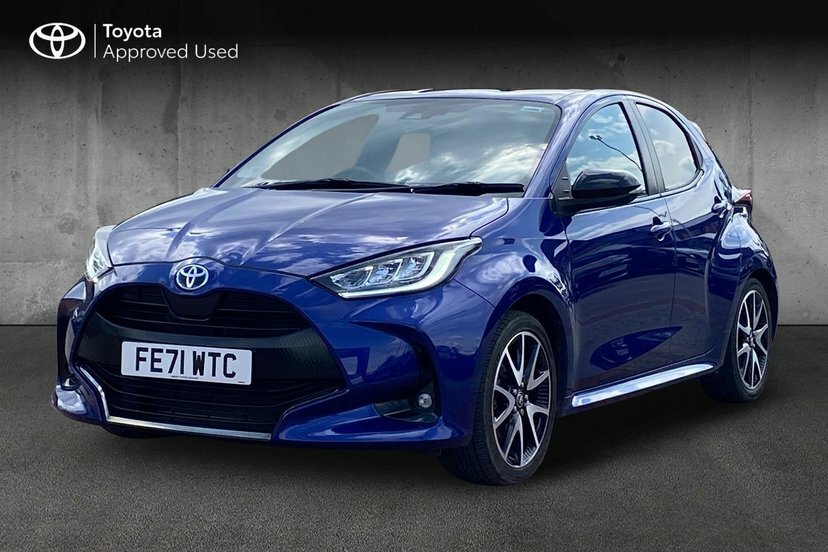 Toyota Yaris 1.5 Hybrid Design Cvt Black #5