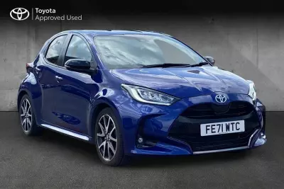 Toyota Yaris 1.5 Vvt-h Design Hatchback Hybrid E-cvt White #1