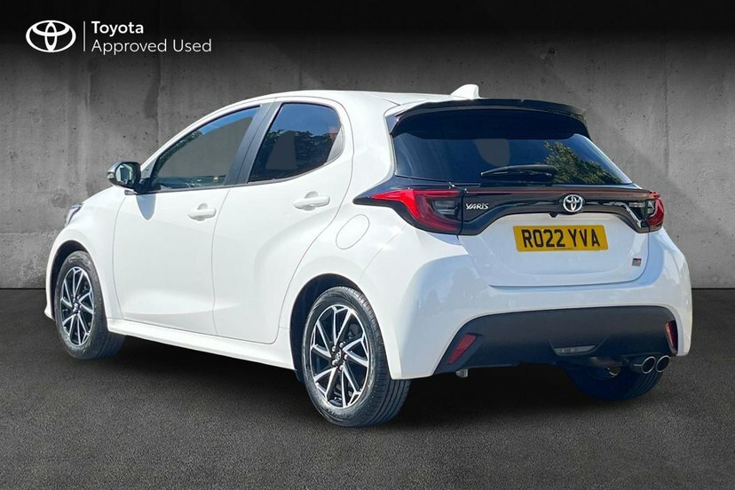 Toyota Yaris 1.5 Vvt-h Design Hatchback Hybrid E-cvt White #3