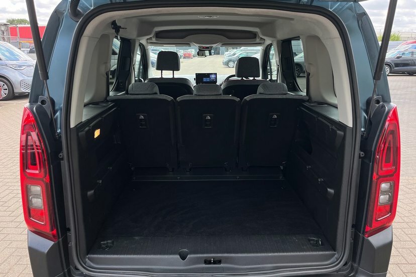 Citroen e-Berlingo 50Kwh Flair Xtr M Mpv 7.4Kw Cha #9