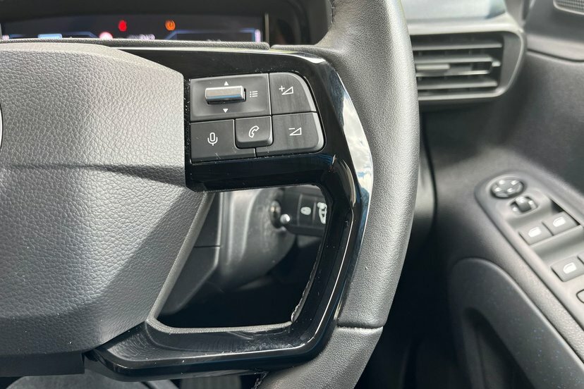 Citroen e-Berlingo 50Kwh Flair Xtr M Mpv 7.4Kw Cha #17