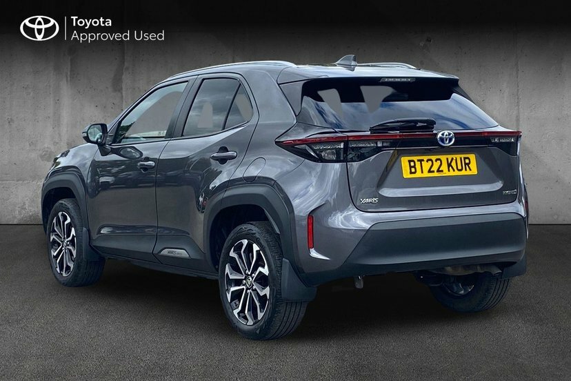 Toyota Yaris Cross 1.5 Vvt-h Design Suv Hybrid E-cvt 116 Grey #4