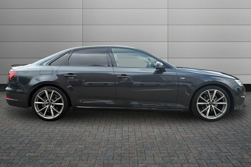 Audi A4 2.0 Tfsi Black Edition Saloon S Tronic Grey #4