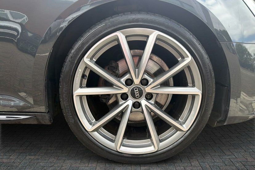 Audi A4 2.0 Tfsi Black Edition Saloon S Tronic Grey #5