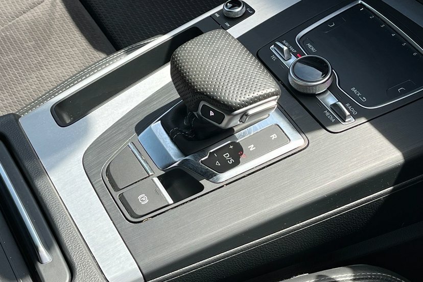 Audi Q5 2.0 Tdi Sport S Tronic Quattro Euro 6 Ss White #8