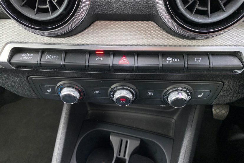 Audi Q2 Sport 35 Tfsi 150 Ps S Tronic White #28