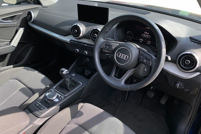 Audi Q2 1.5 Tfsi Cod 35 Sport Suv 150 P Blue #6
