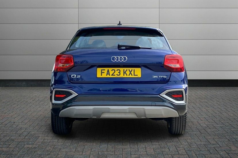 Audi Q2 Sport 35 Tfsi 150 Ps S Tronic White #11