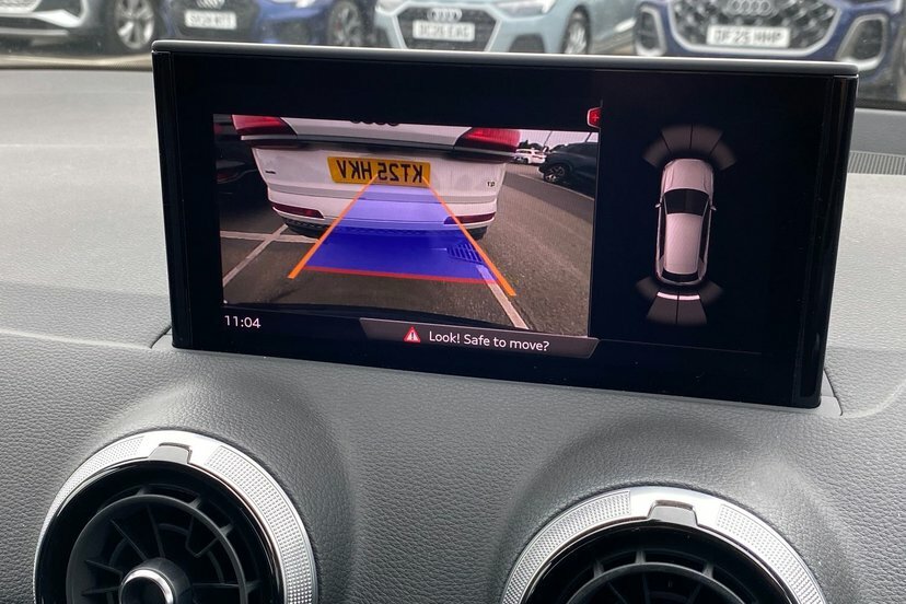 Audi Q2 Sport 35 Tfsi 150 Ps S Tronic White #47