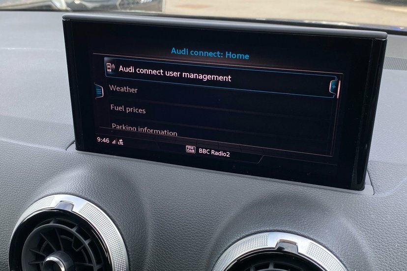 Audi Q2 Sport 35 Tfsi 150 Ps S Tronic White #24