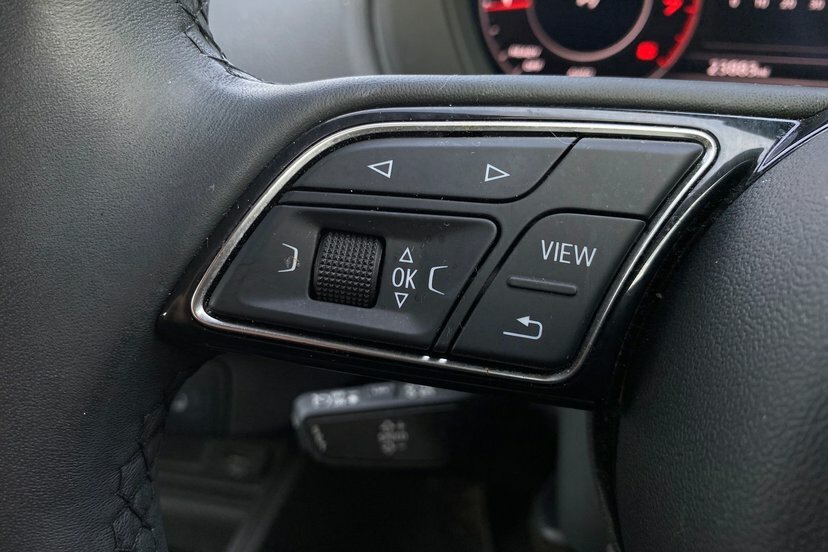 Audi Q2 Sport 35 Tfsi 150 Ps S Tronic White #35
