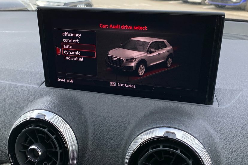 Audi Q2 Sport 35 Tfsi 150 Ps S Tronic White #20