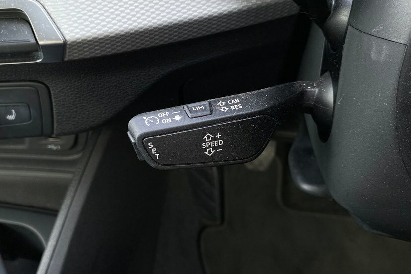Audi Q2 Sport 35 Tfsi 150 Ps S Tronic White #36