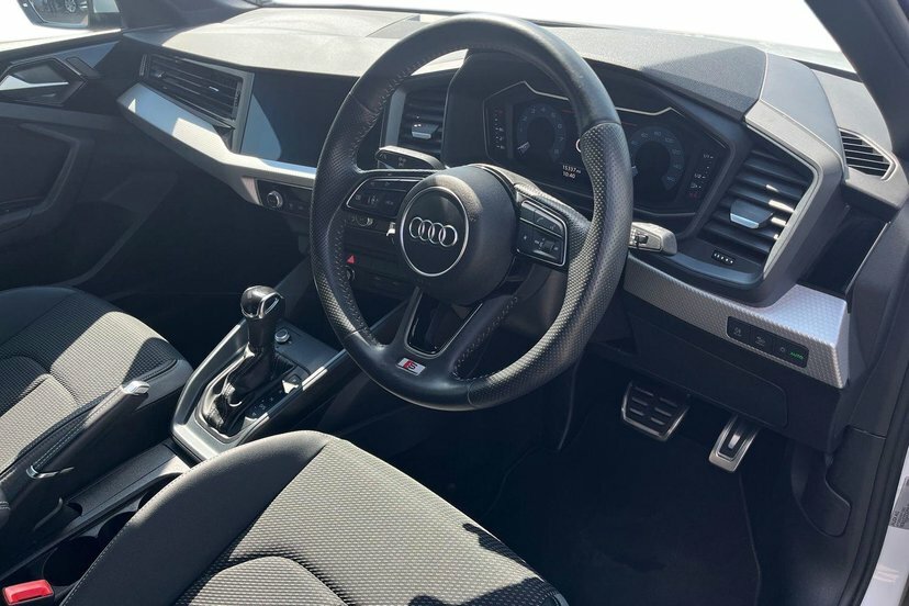 Audi A1 1.5 Tfsi 35 S Line Sportback S Tronic White #6