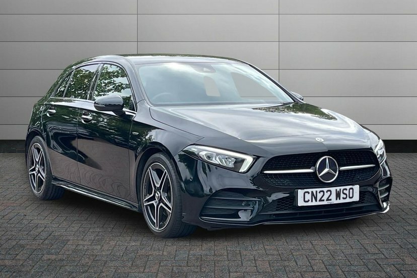 Mercedes-Benz A Class 1.3 A180 Amg Line Edition Premium Hatchback Black